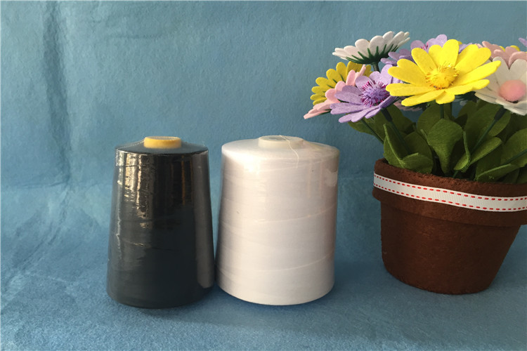 High Tenacity Polyester Sewing Thread 40/2 5000 Yard , Sewing Machine ...